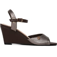 Bata: Upto 50% OFF on Women's Formal Footwear Orders