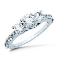 Get 60% off Designer Ladies RING in 2.57gm 925 Sterling Silver Orders