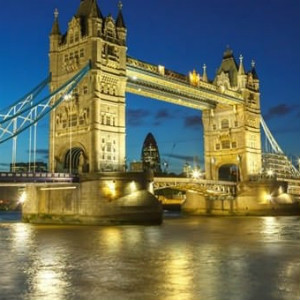 From ₹ 45,500 / ₹ 120,450 on Economy / Business Class LONDON Return Bookings