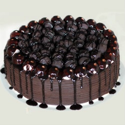 FlowerAura: From ₹ 649 on Delicious Cakes Orders
