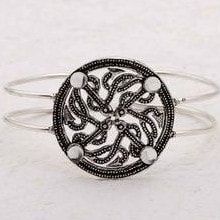 Minimum 50% OFF on Women's End of Reason Sale !