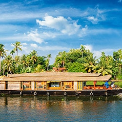 From ₹ 19,425 on Romantic Kerala Bookings !