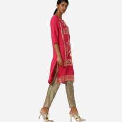 Upto 60% OFF on Women's Kurtas Orders